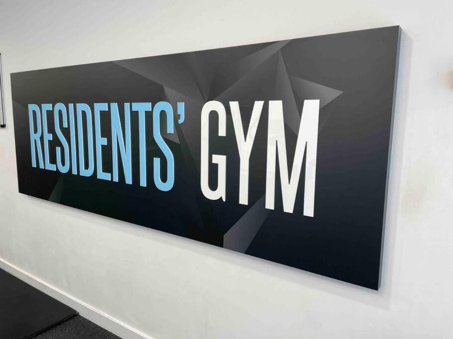 Cool Dalston Studio With Balcony And Gym Lejlighed London Eksteriør billede